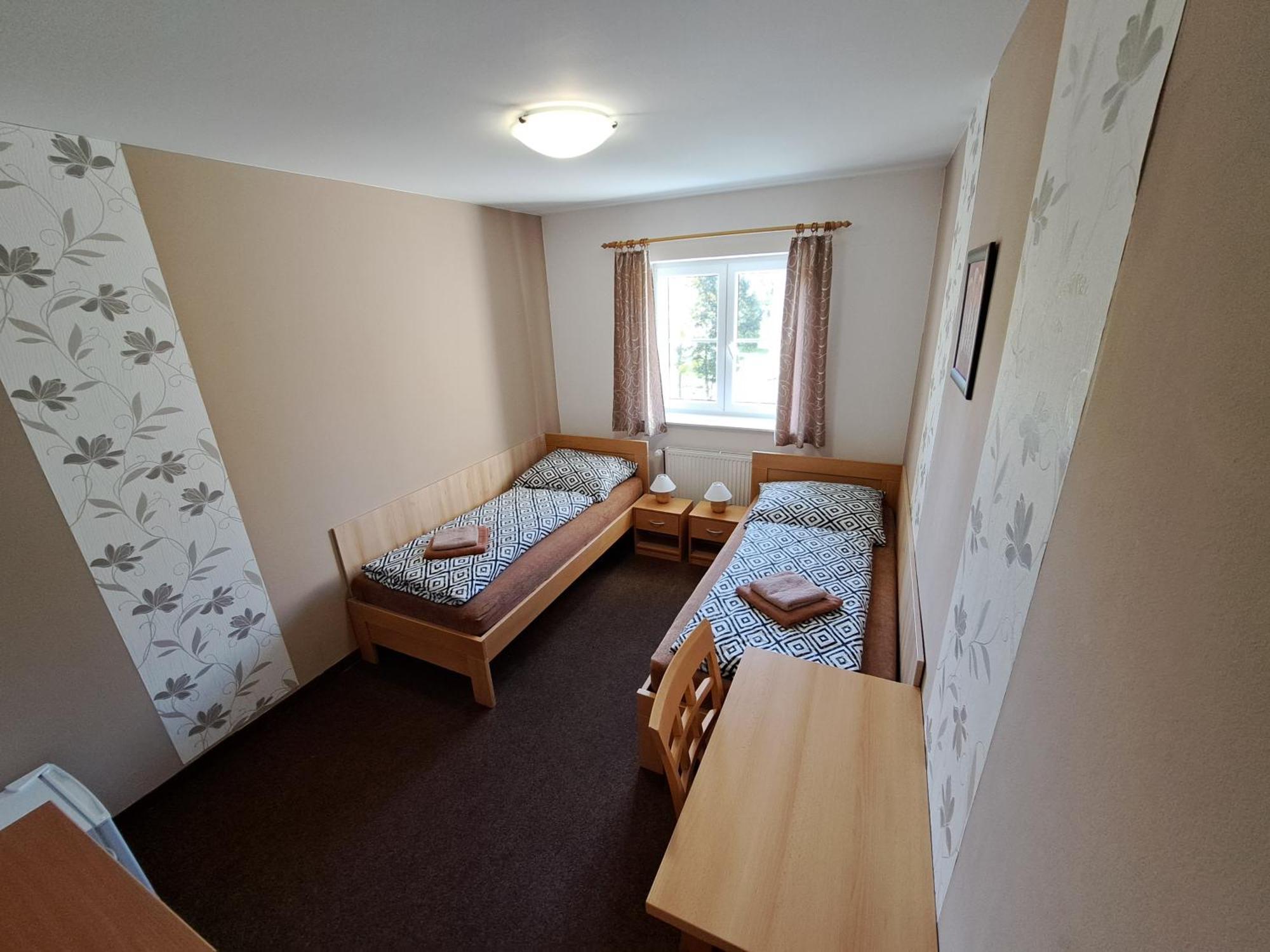 Vzdelavaci Stredisko A Hotel Varnsdorf Ngoại thất bức ảnh